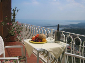 Отель Villa Erika- Apartment Etna, Таормина